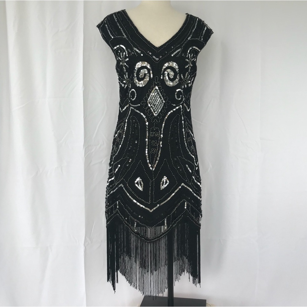 Unique Vintage Black and Silver Cap Sleeve Fringe Flapper Dress
